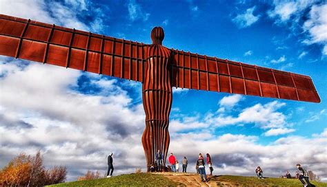 Angel of the North Devamında Görkemli Bir Sanat Eseri ve İzlenimci Manzara