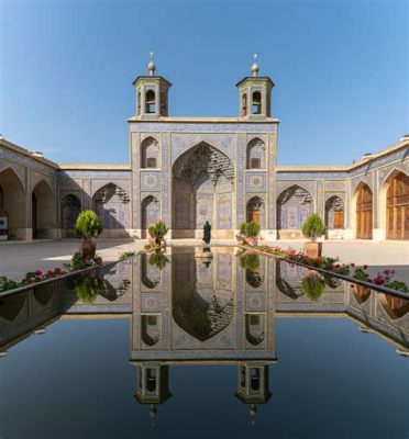   Nasir al-Mulk Camii: Şahane Bir Işık Oyunu ve İranlı Mimari Harikası